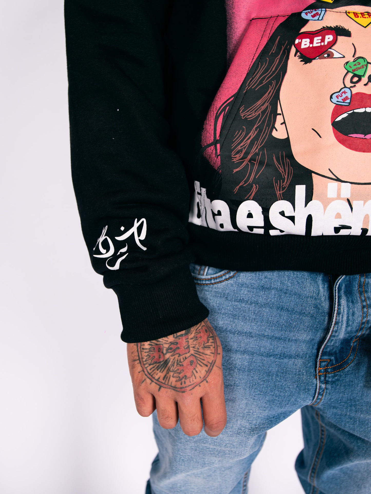 BLACK SWEETHEART HOODIE